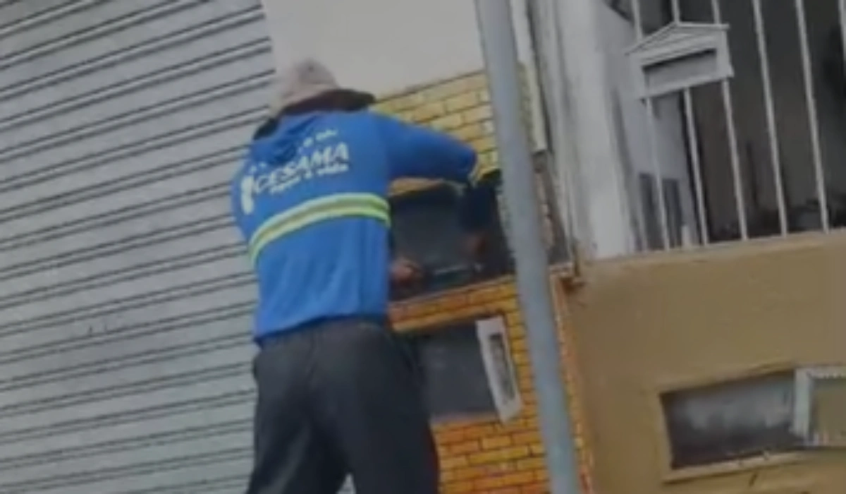 Cesama retirou hidrômetros de casas do bairro Esplanada nesta terça-feira