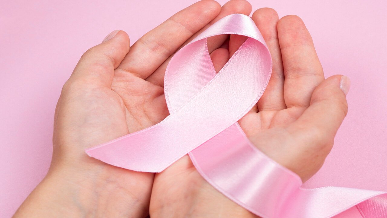Outubro Rosa terá ações de prevenção e cuidado com a saúde da mulher em Juiz de Fora