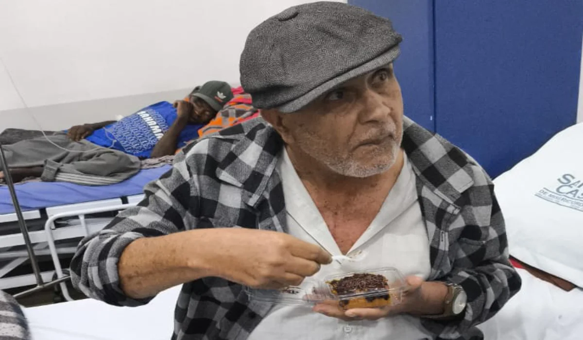 Gonçalves José Cândido idoso de 75 anos aguarda cirurgia há cerca de 1 mês em Lima Duarte